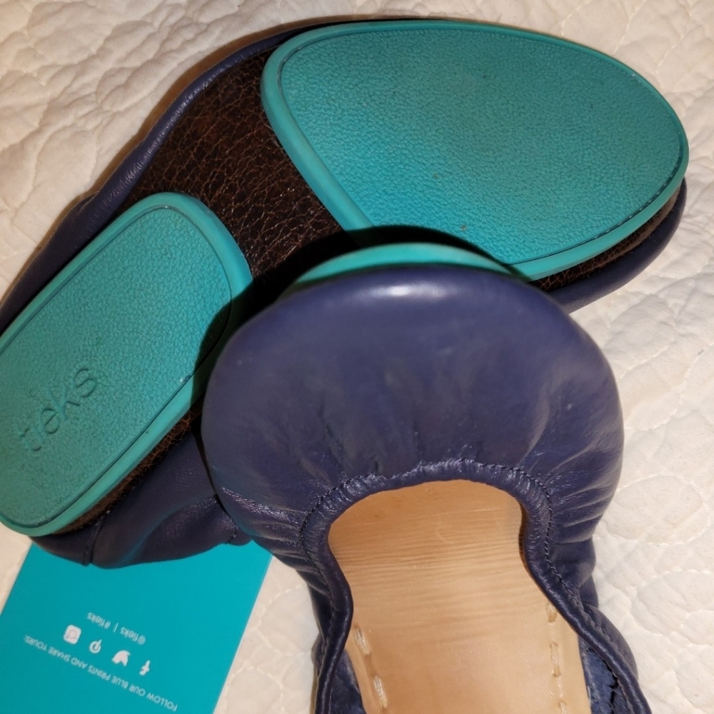 Tieks Navy Blue and Teal Flats. Inc, Tote size 9 - Picture 9 of 9
